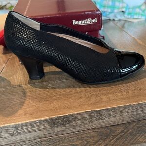 BeautiFeel Black Textured Heels